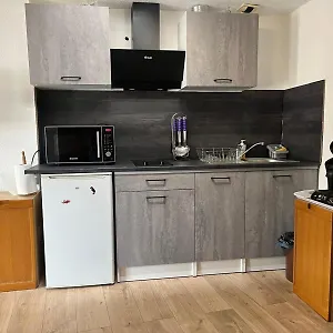 https://yago-clement.hotels-rhonealpes.com